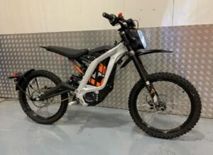 Used 2023 Surron Light Bee X 60V 6000W – Silver Grey Orange KTM Road Legal Edition