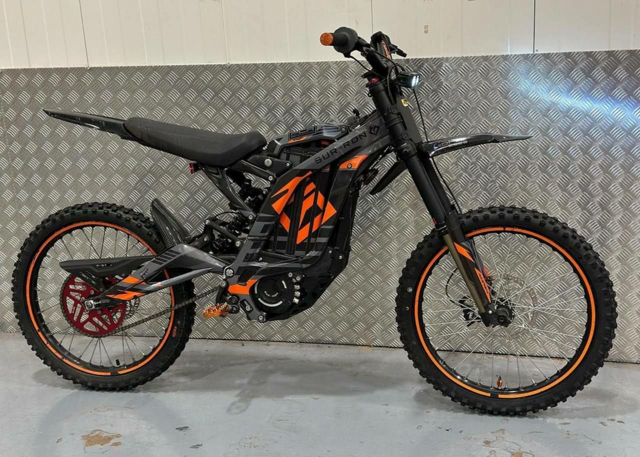 Used 2023 Surron Light Bee X 60V 6000W – Grey Black Orange Outlaw Edition