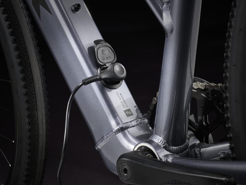 TREK Dual Sport +2 Stagger Bicycle - 20mph Top Speed Electric Bike - Image 9