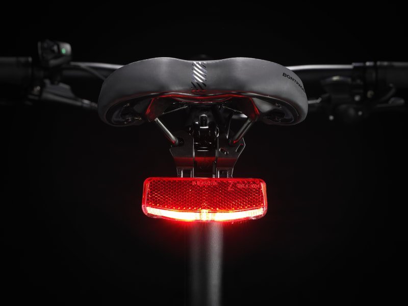 TREK Dual Sport +2 Stagger Bicycle - 20mph Top Speed Electric Bike - Image 10