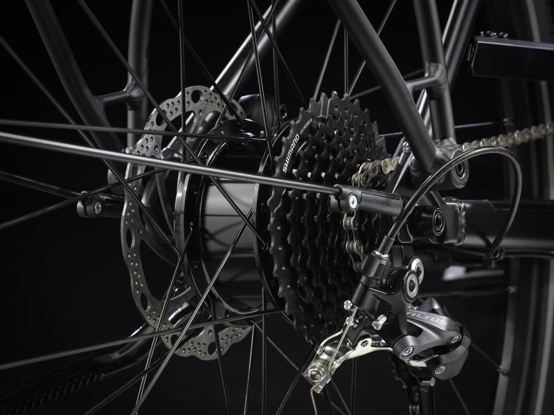 TREK FX+2 Commuter Bicycle - 20mph Top Speed Electric Bike - Image 5