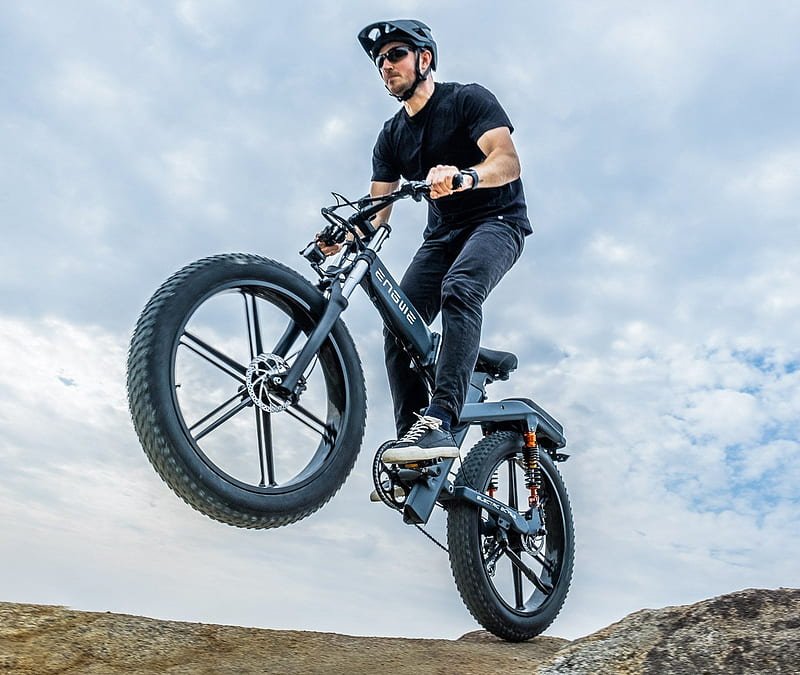 Premium electric bike for urban commuting