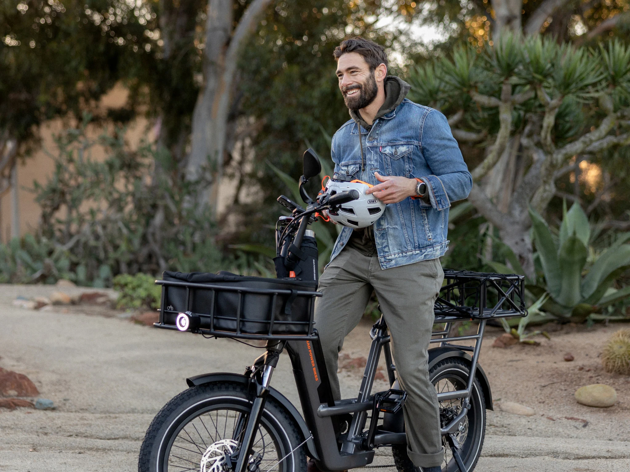 Rad Power – RadRunner 3 Plus Electric Utility Bicycle - 20mph Top Speed Electric Bike - Image 4